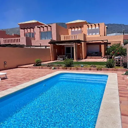 With Private Pool In Quite Place La Caleta Ferienhaus *